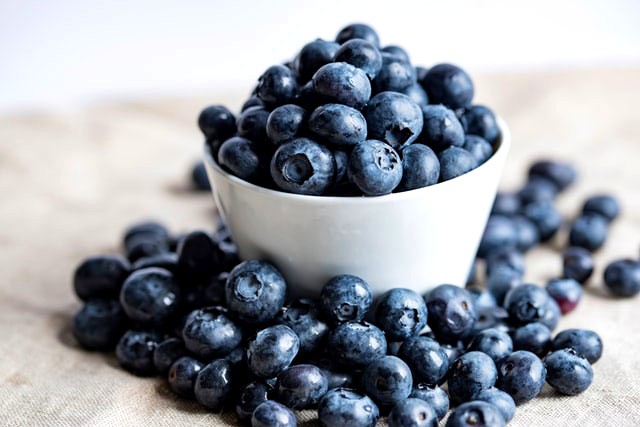 Image of Blueberry Cheerios Energy Bites