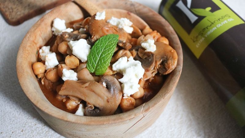 Image of Spiced Chickpea Mushroom Soup