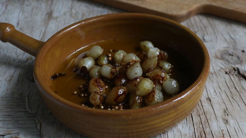 Image of Braised Pearl Onions With Orange Juice And Balsamic Vinegar