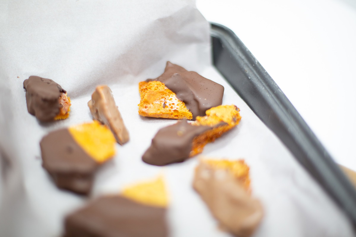 Chocolate coated honeycomb