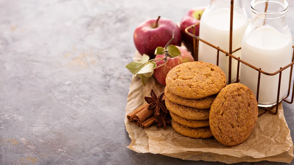 Image of Apple and Spice Cookies