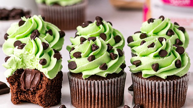 Image of Mint, Chocolate Chip Cupcakes