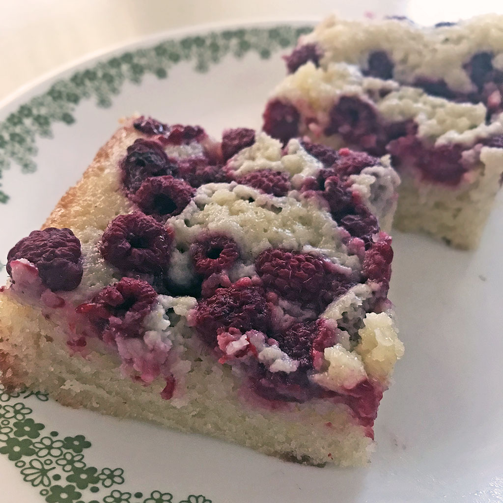 Raspberry Peach Cake