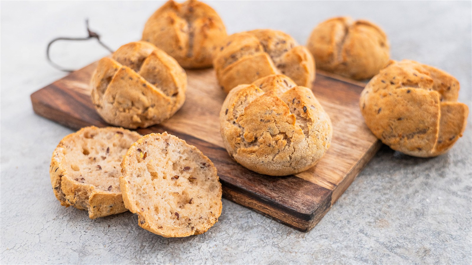 Image of Glutenfreie Maniok-Tapioka-Brötchen – ohne Hefe, ohne Küchenmaschine