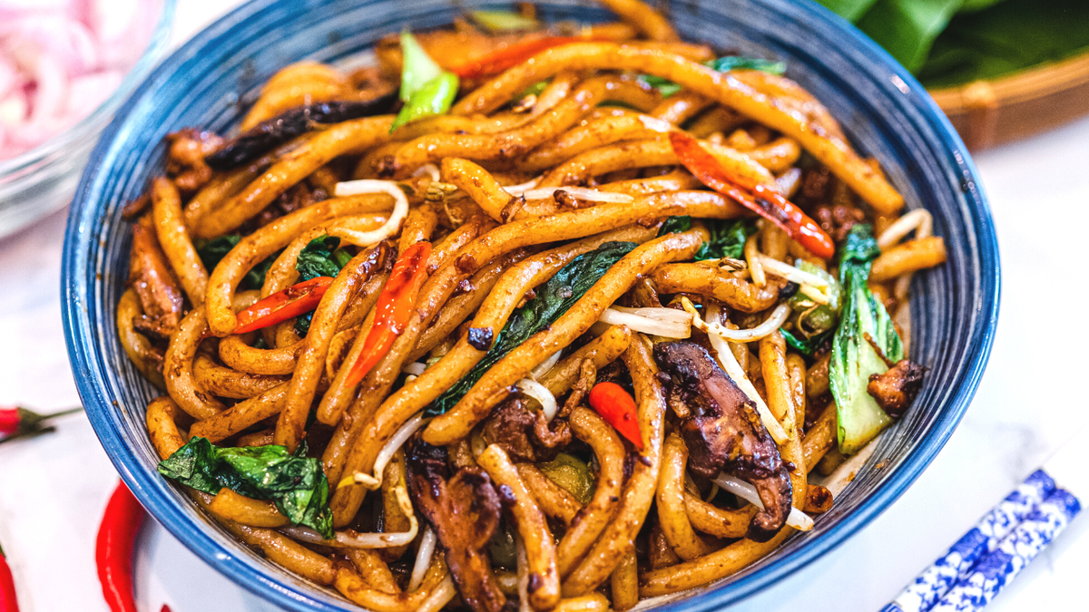 Taiwanese Stir Fry Noodles (炒米苔目)