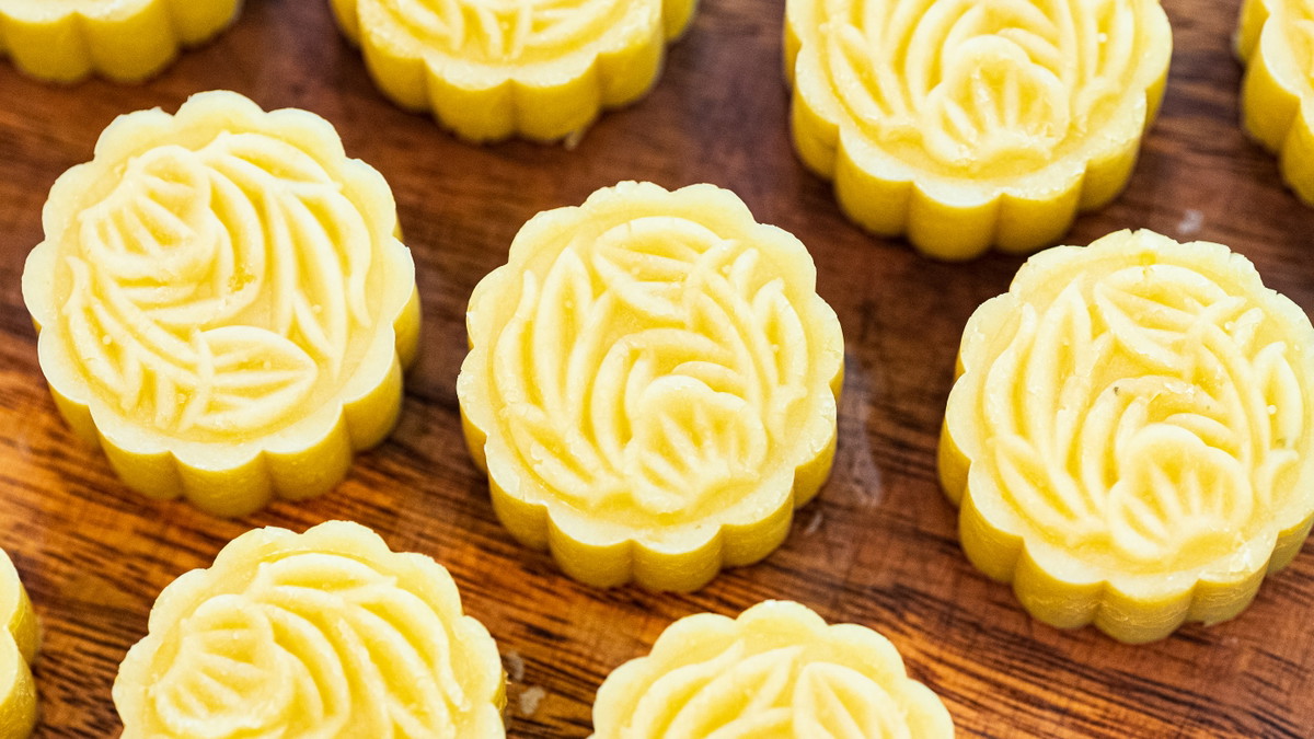 Mung Bean Paste Mooncakes