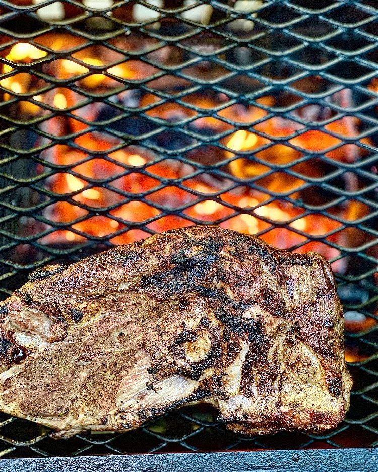 Image of Sear the shoulder on all sides until a nice char...