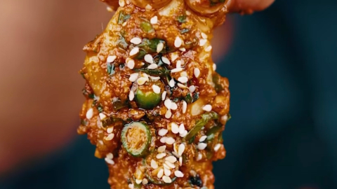 Image of Garlic Sesame Parmesan Wings