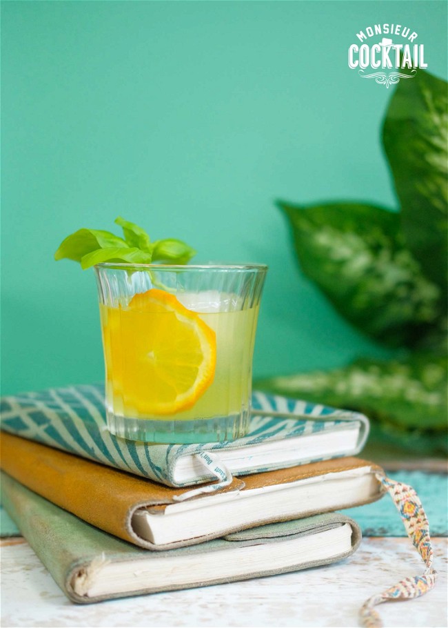 Image of Smash au gin et au basilic