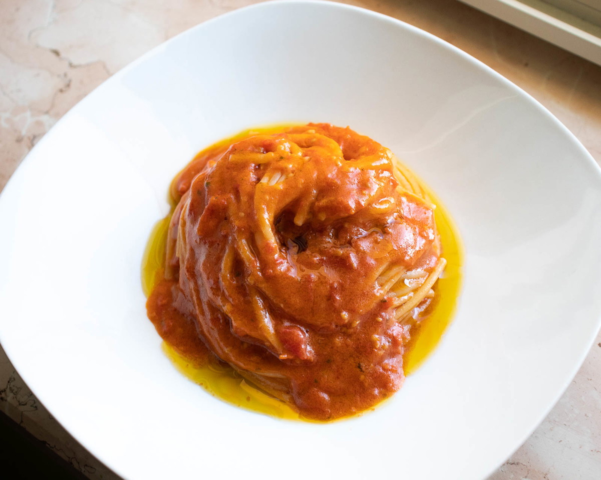 Pasta With Tomato Sauce (Pasta al Pomodoro 2.0)