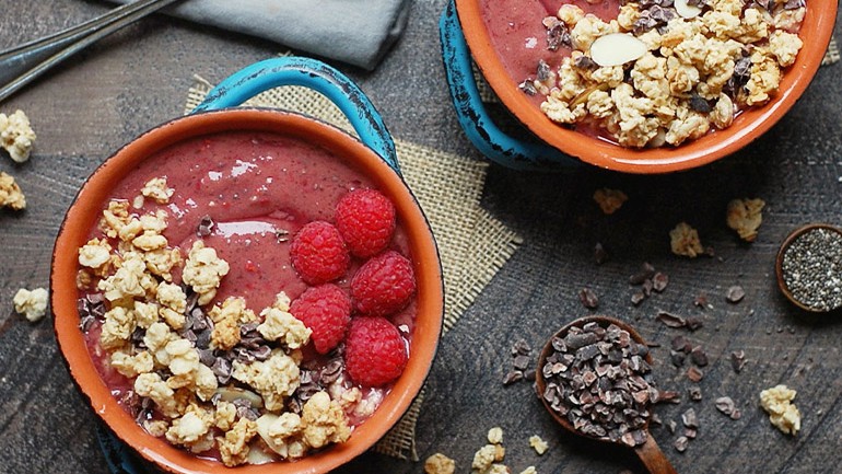 Image of Chocolate Raspberry Smoothie Bowl Recipe