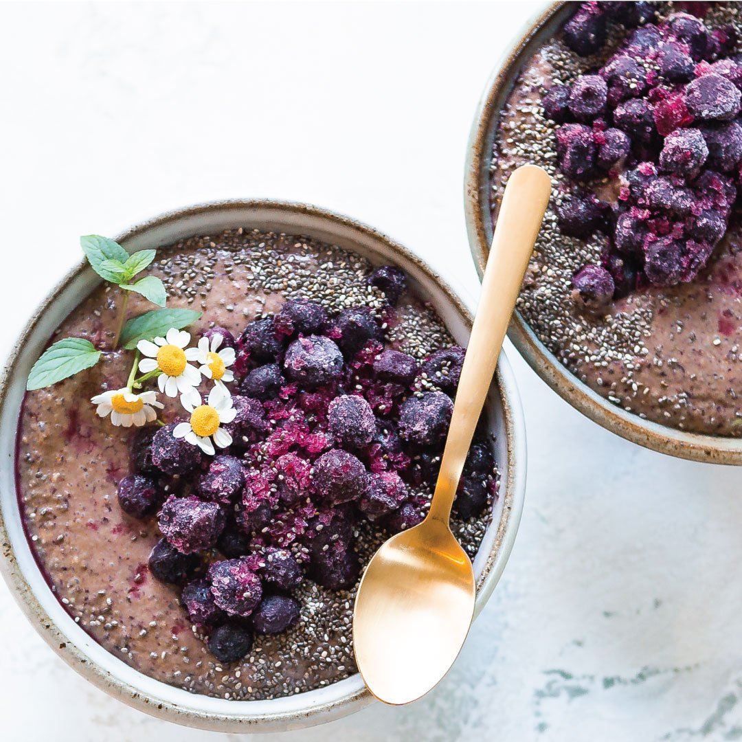 Turmeric Acai Bowl Recipe from Naomi Whittel – NaomiW