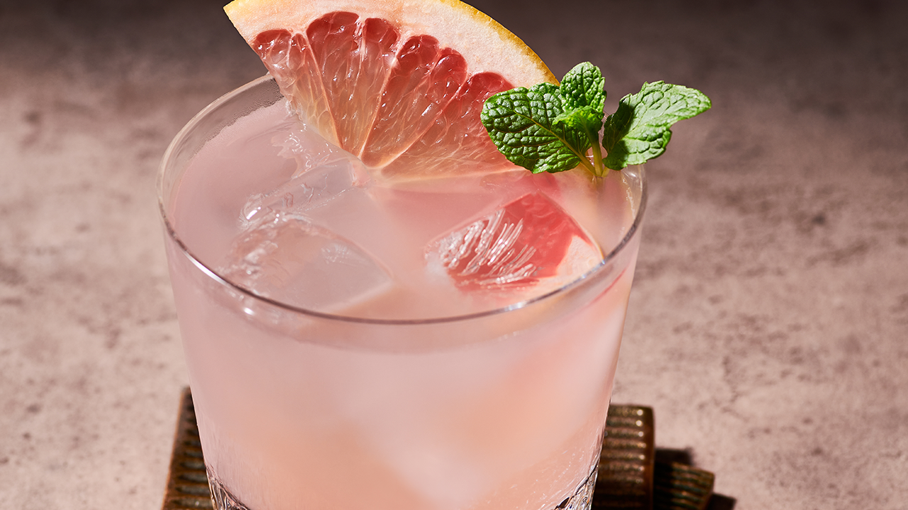 20220805042021-old-fashioned-