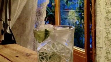 Image of Suze G & T