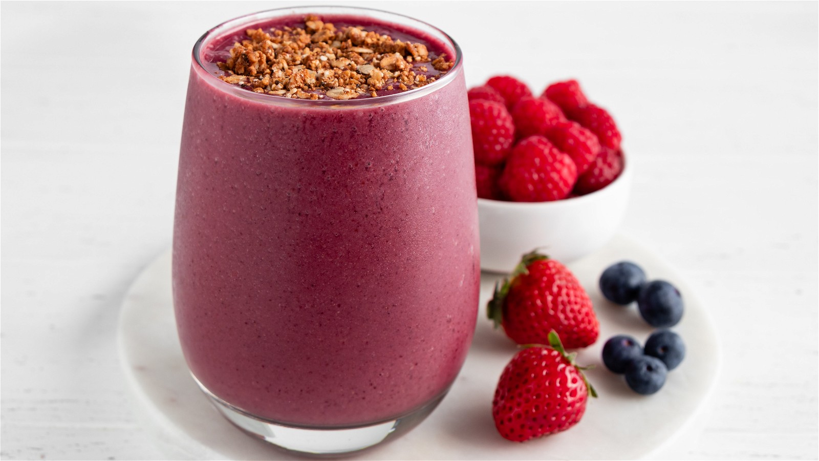 Image of SmoothieBox Pomegranate Berry Smoothie Recipe Card