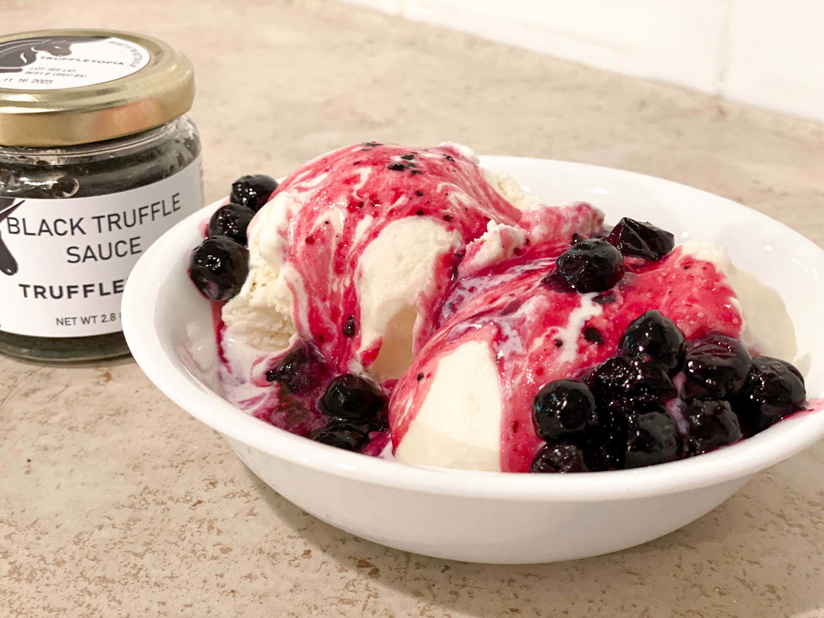Truffle Blueberry Sauce