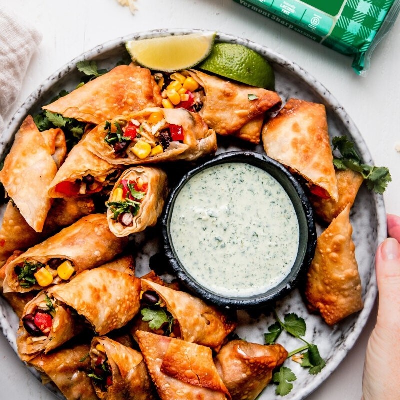 https://images.getrecipekit.com/20220821101910-air-fryer-southwest-egg-rolls-800x1200-08b1da0c-d3df-4ffa-91d7-ba3ea58ae825.jpg?aspect_ratio=1:1&quality=90&