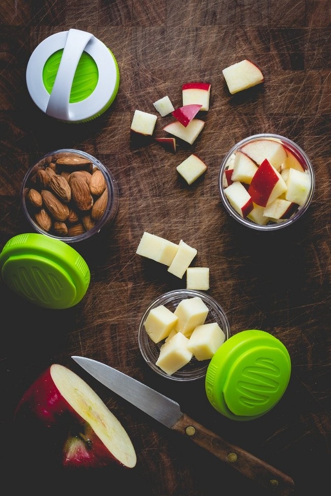 Image of Apple, Cheddar & Almond Snack Mix