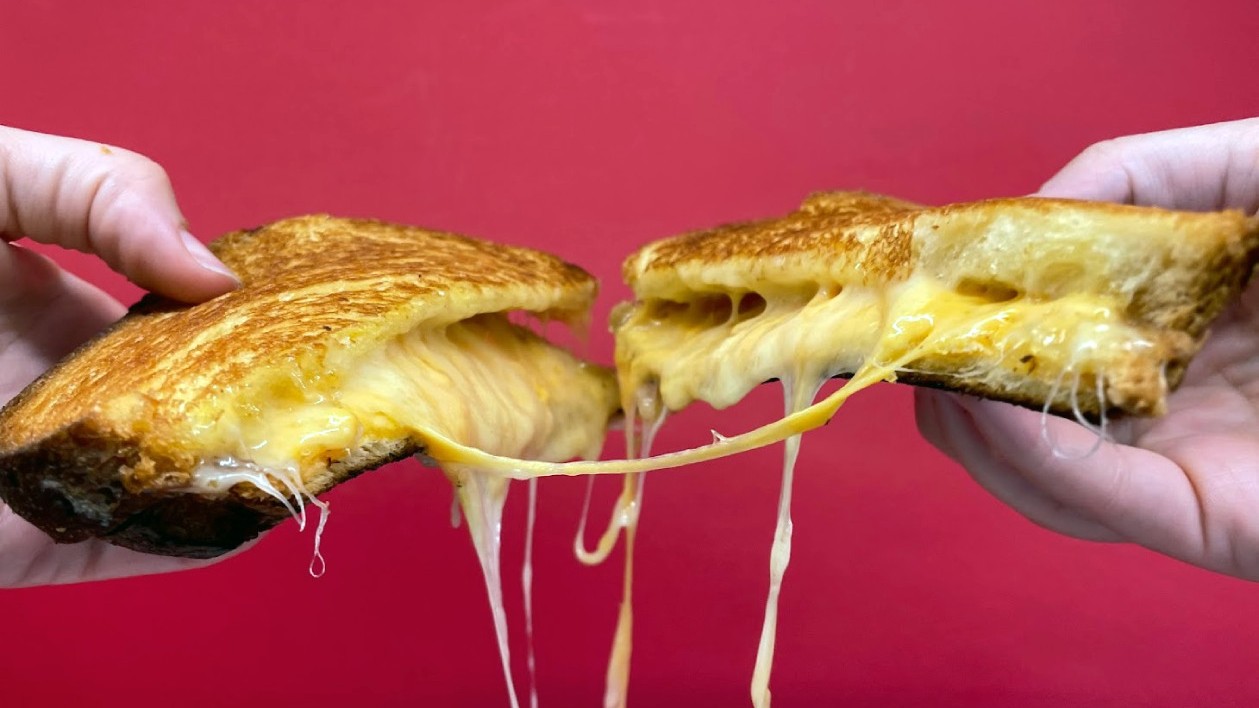 Image of Grilled Cheese Sandwich — Il vero toast al formaggio come in America