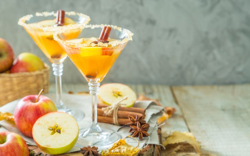 Spiced Apple Kombucha Cocktail