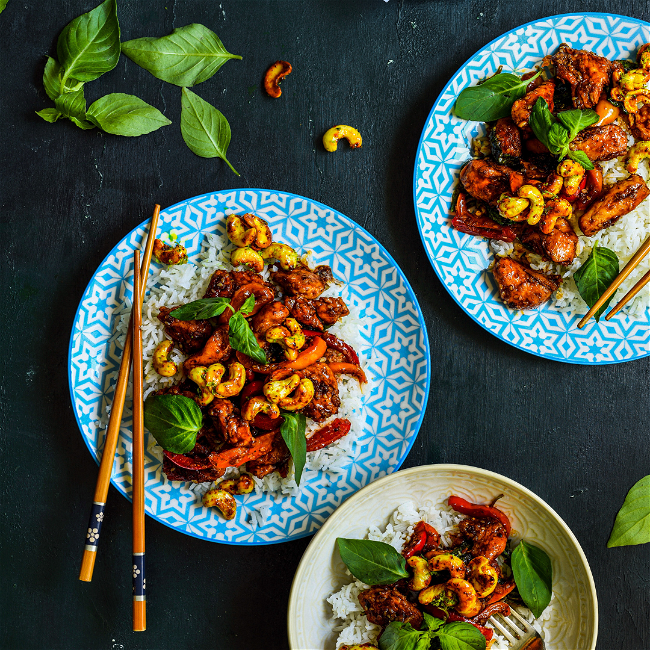 Image of Thai Basil Sesame Chicken with Cashew 