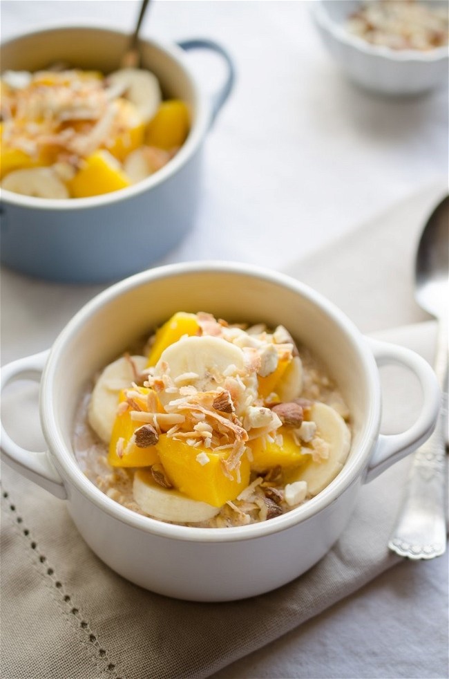 Image of Chai Mango Banana Oatmeal