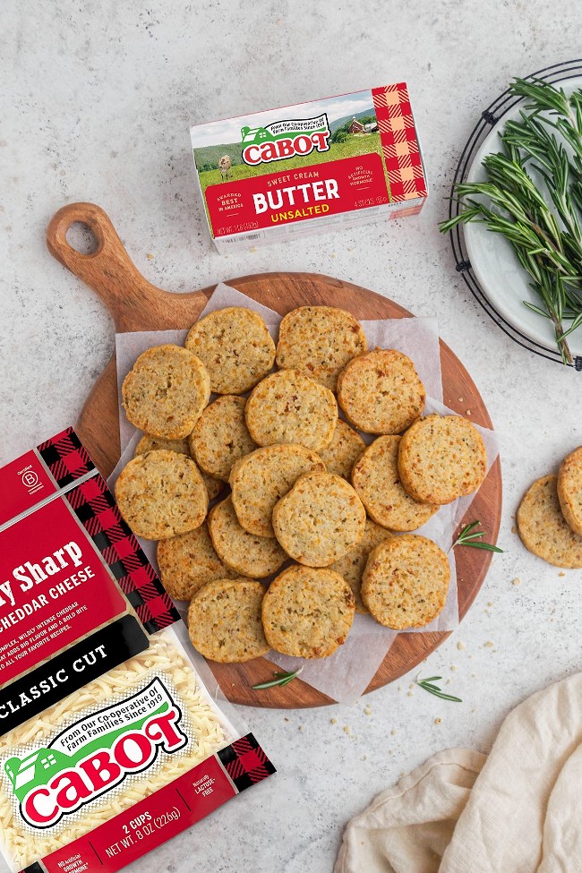 Image of Cheddar Bacon Rosemary Crackers