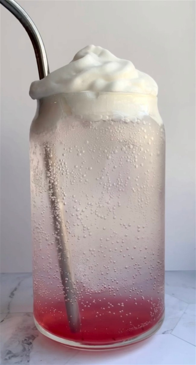 Image of Rose and Cream Float