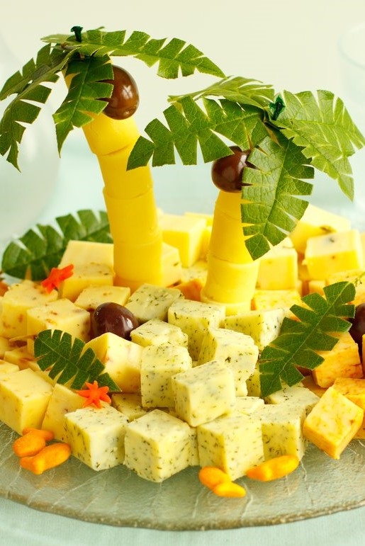 Cheddar Paradise Snack Board