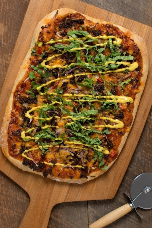 Cheeseburger Pizza