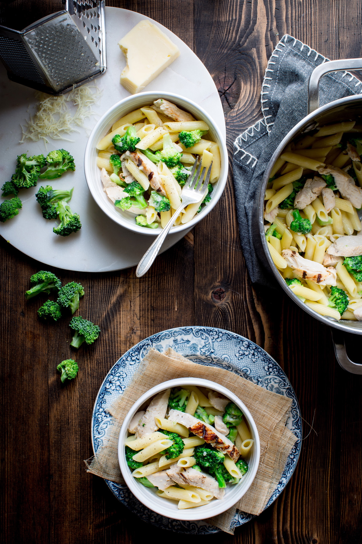 Cheesy Chicken & Broccoli Pasta