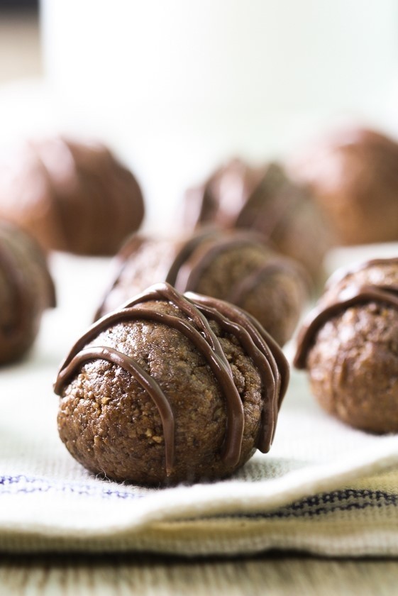 Image of Chocolate Chia Protein Balls