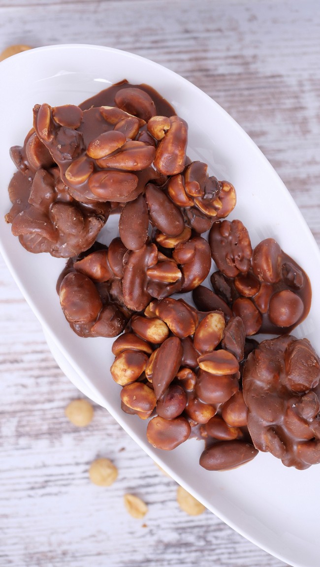 Image of CAROB NUT CLUSTERS 
