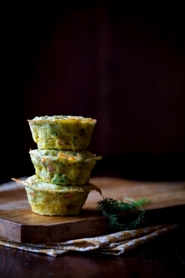 Image of Egg Muffin Cups with Veggies, Ham & Cheddar