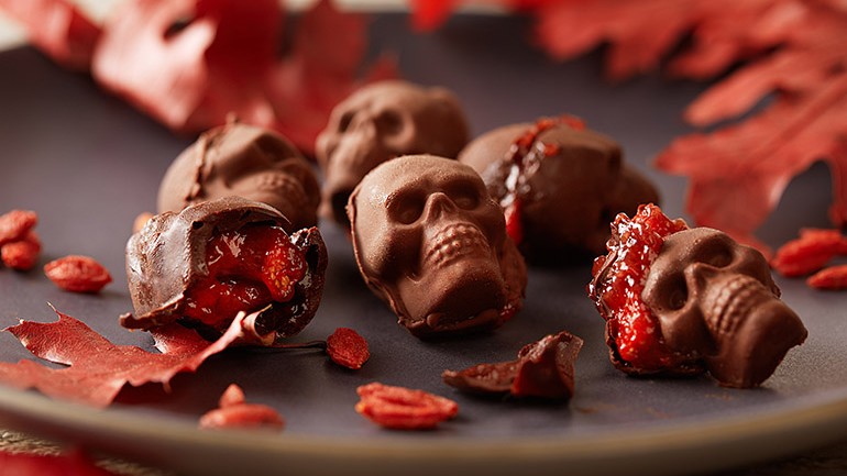 Image of Halloween Superfood Skulls Recipe