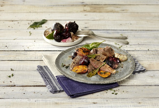 Image of Flanksteak mit Ringelbeete und Süßkartoffeln