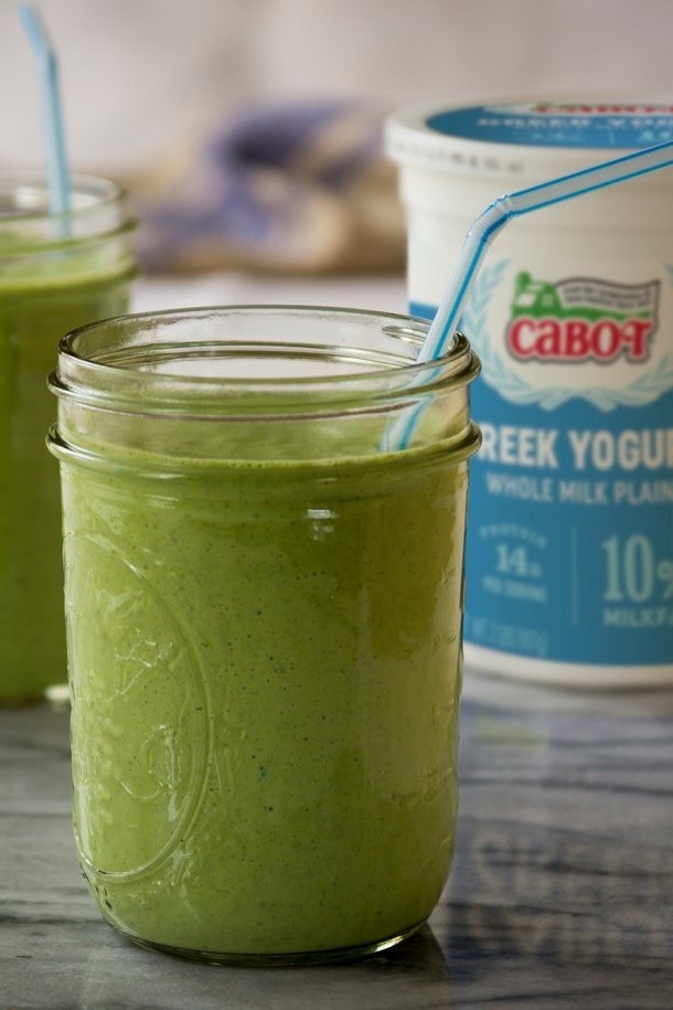 Image of Green Mountain Smoothie with Kale and Greek Yogurt