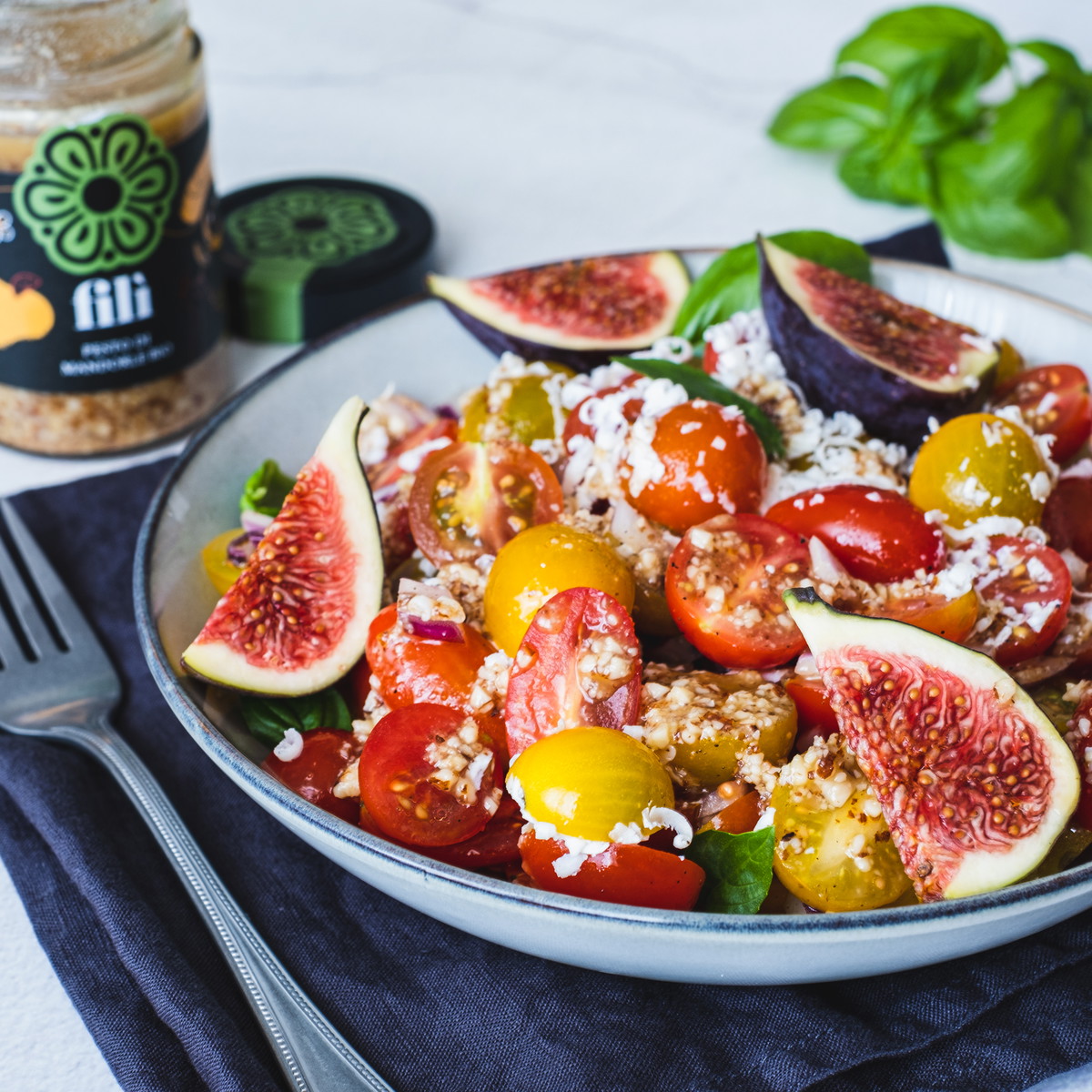 Tomatensalat mit Feigen & Mandelpesto - Insalata di pomodori con fichi & pesto di mandorle