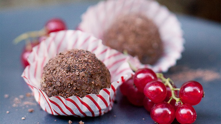 Image of Maca Crunch Truffles Recipe