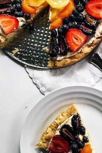 Image of Orange-Ginger Fruit Pizza