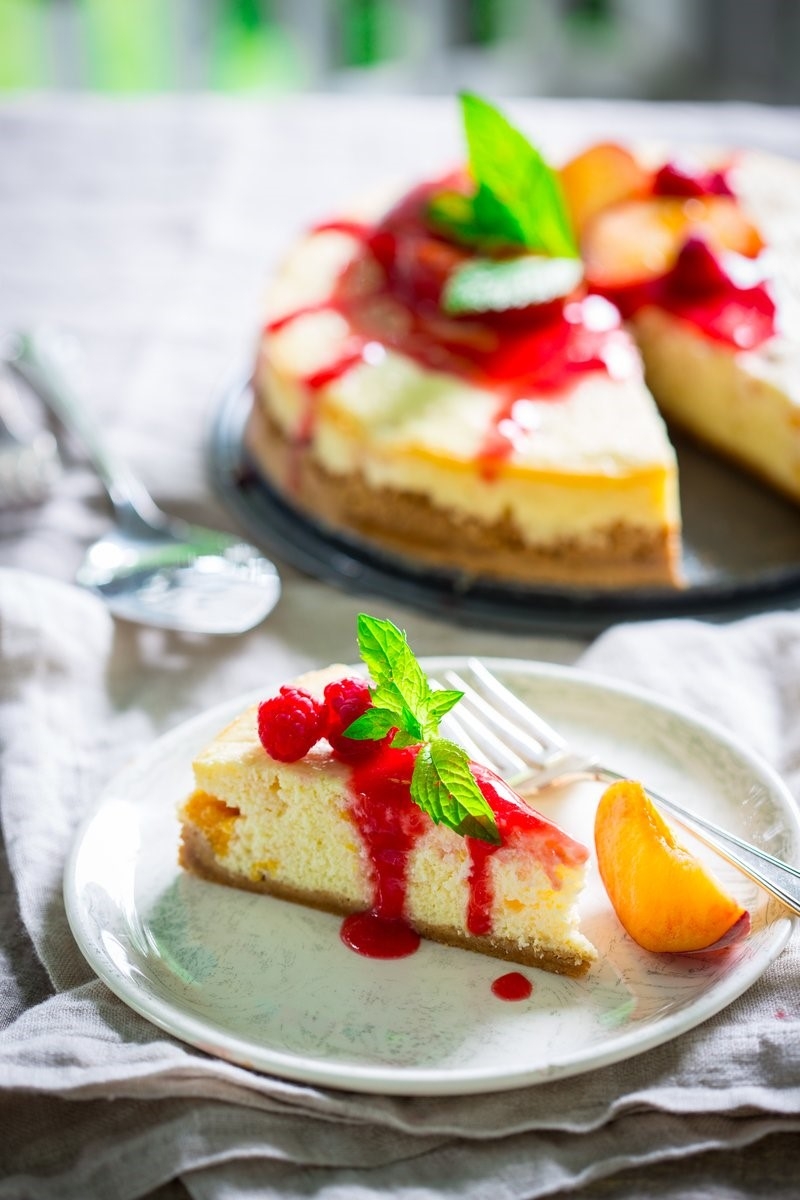 Peach Melba Greek Yogurt Cheesecake