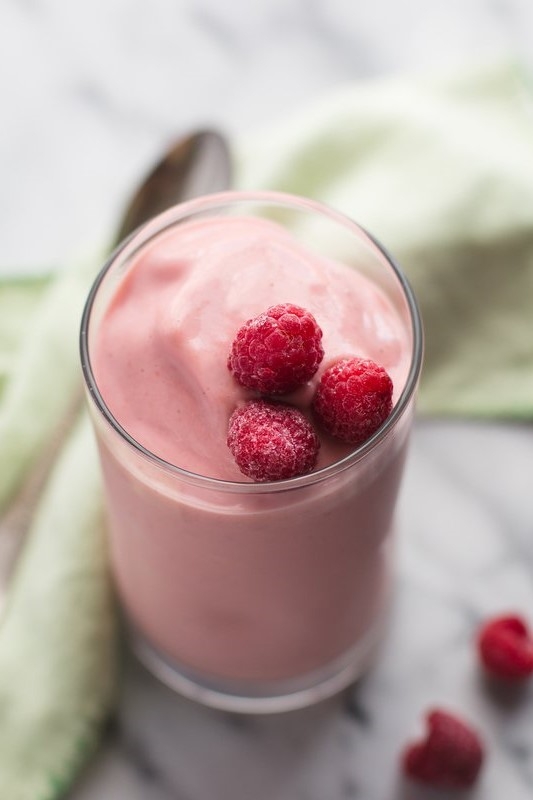 Raspberry Peach Smoothie