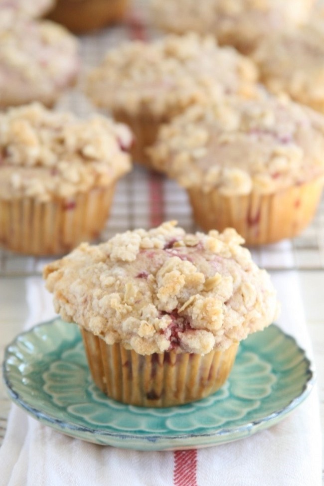 Image of Raspberry Streusel Muffins