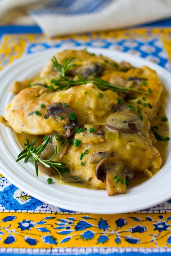 Image of Skillet Chicken with Cheddar Mushroom Sauce