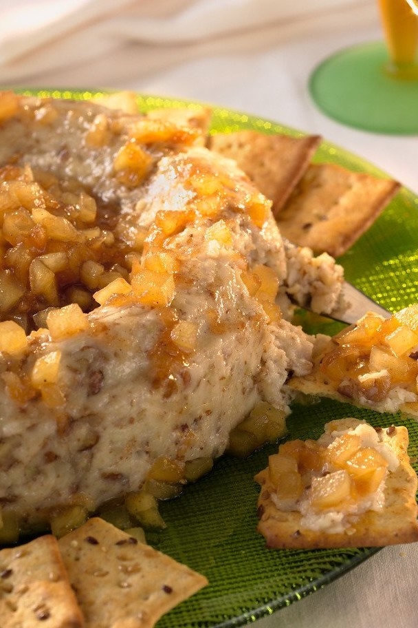 Southern Pecan Cheese Ring