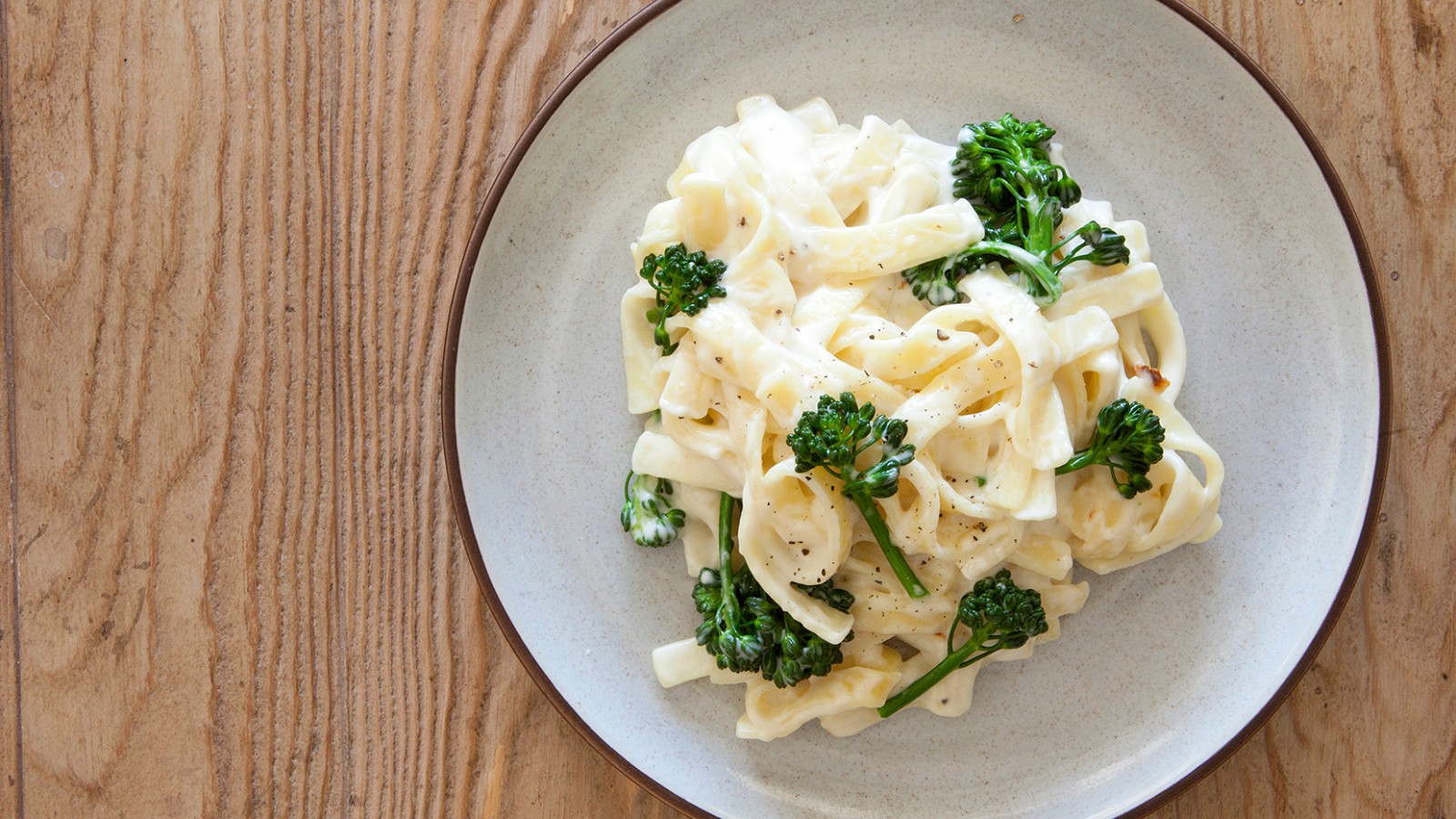 Image of Broccolini & Chicken Alfredo