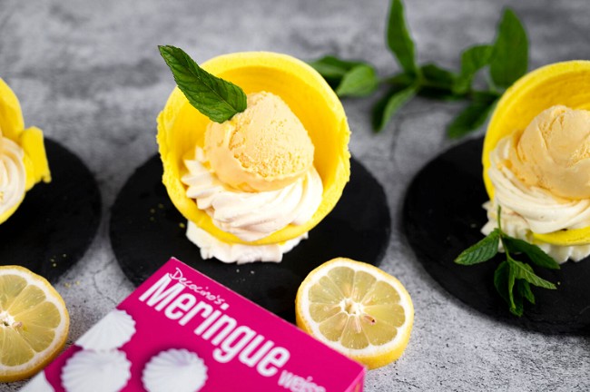 Image of Zitronen-Meringue-Dessert