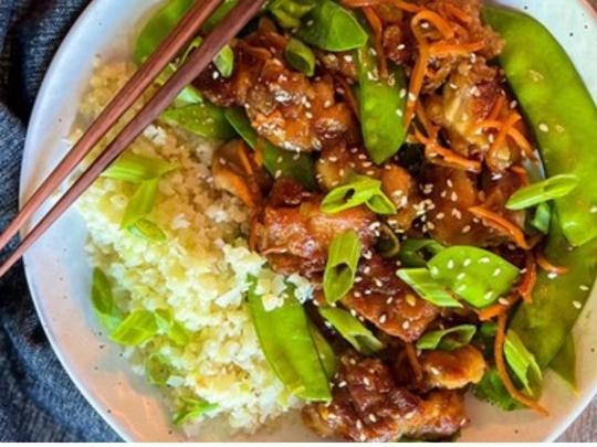 Image of Crispy Orange Chicken & Snow Peas