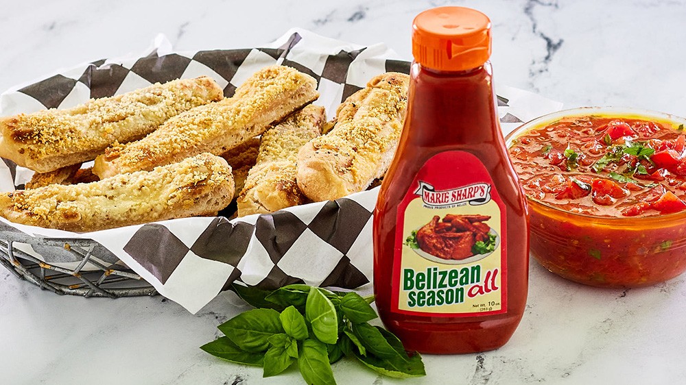 Image of Grilled Flat Bread with Spicy Tomato Sauce