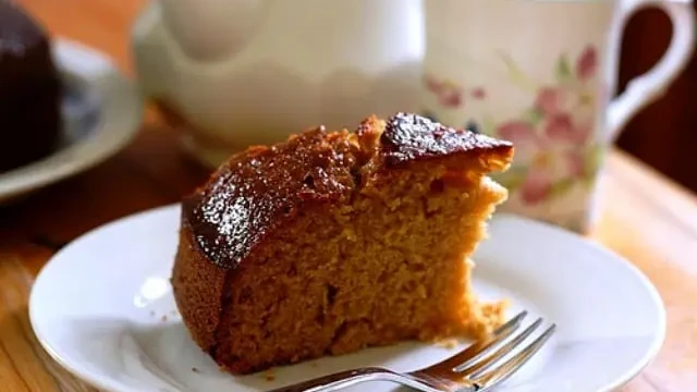 Image of Scottish Heather Honey Cake